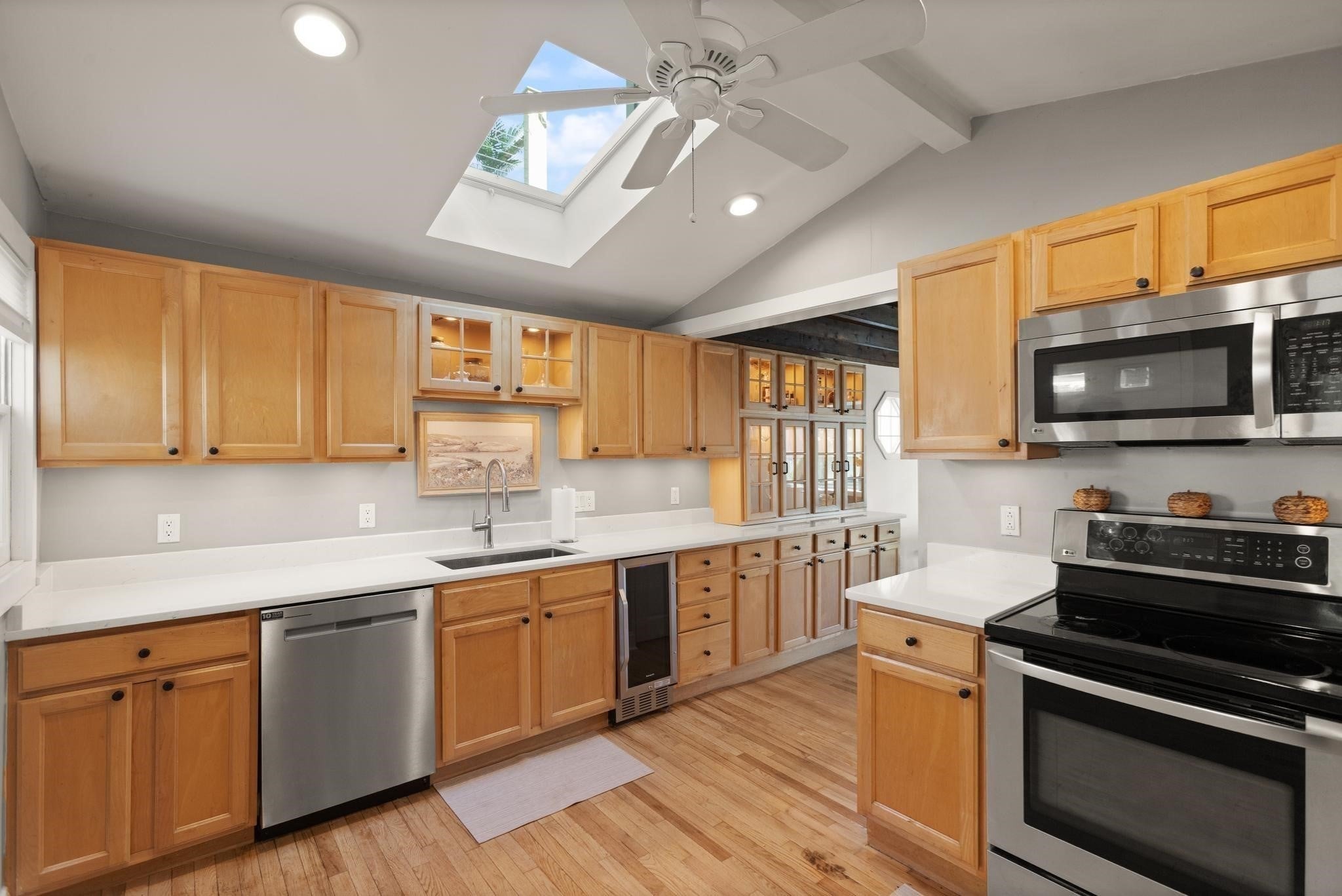 11 Marsh Ave, Beverly, MA Photo #15