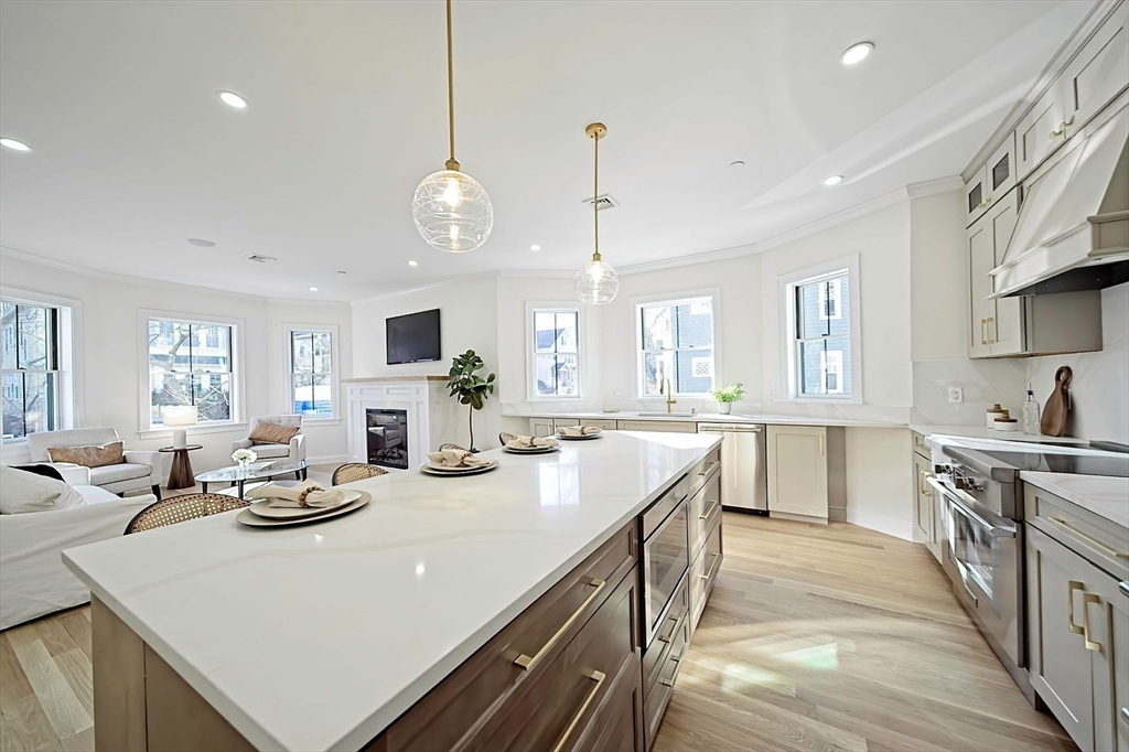 252 Lexington Avenue 1