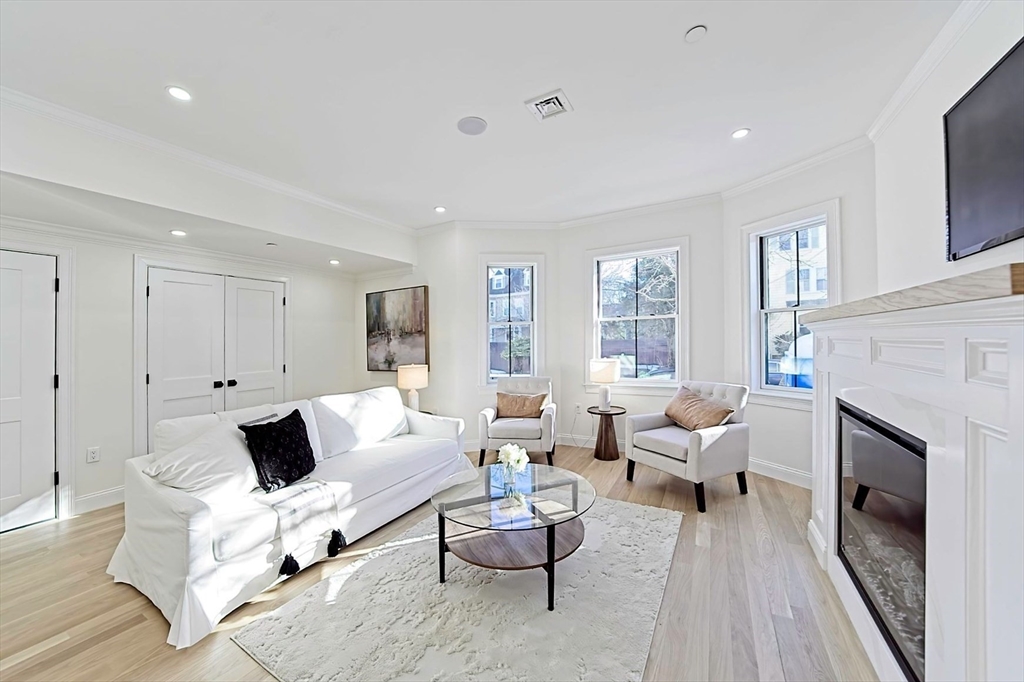 252 Lexington Avenue 1