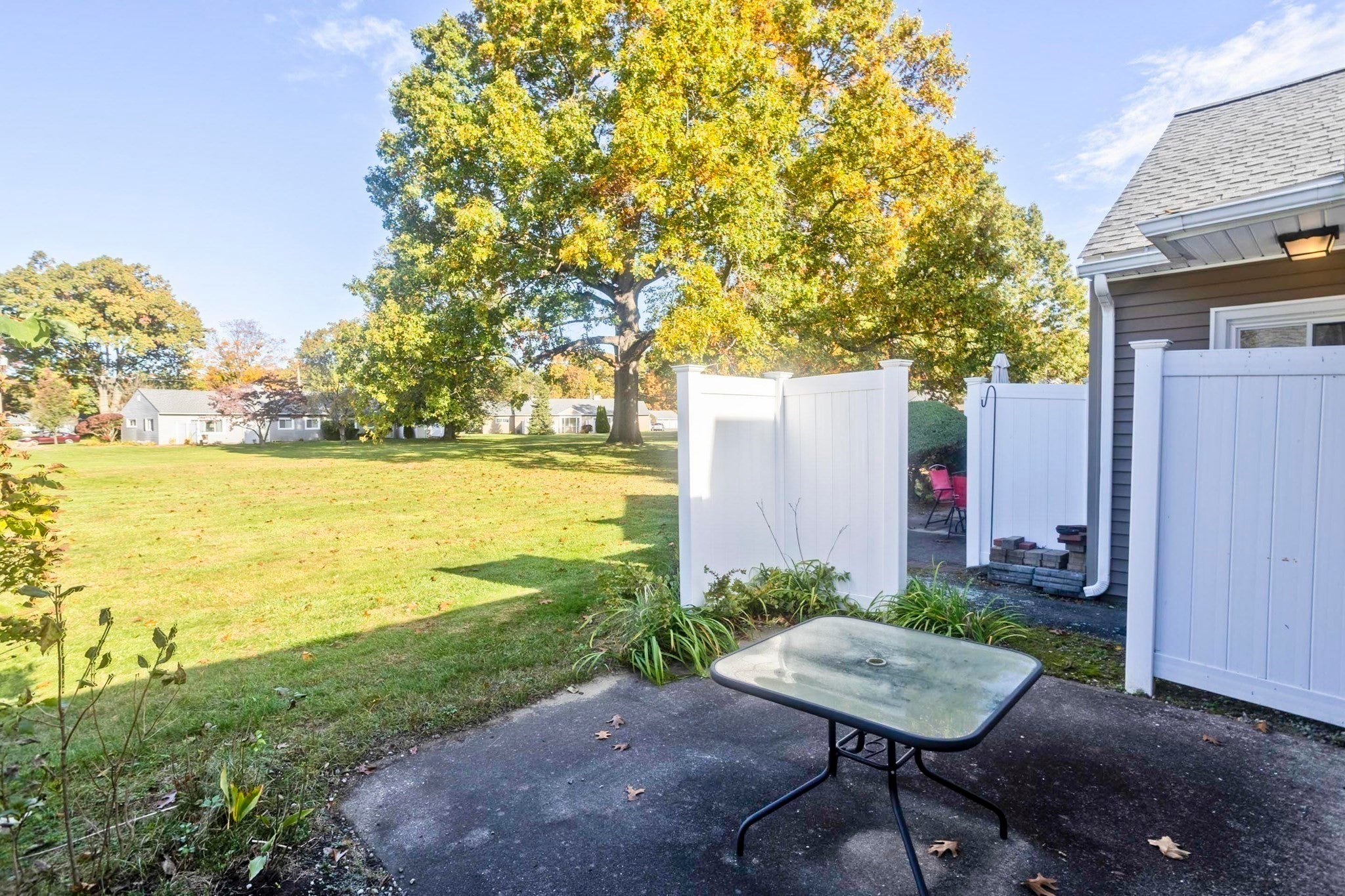 46 Meadowlark Ln #46, Chicopee, MA Photo #23