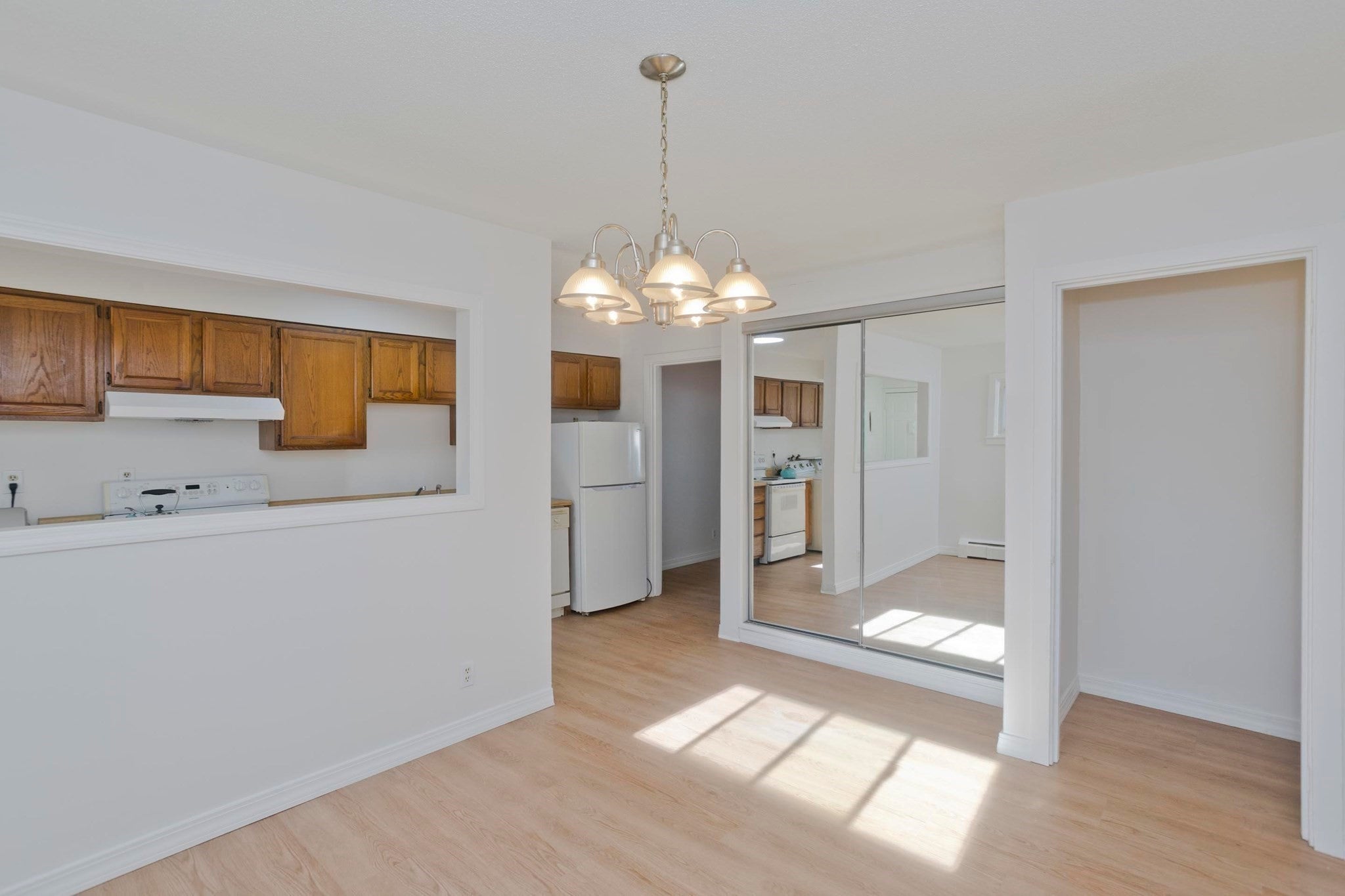 46 Meadowlark Ln #46, Chicopee, MA Photo #7