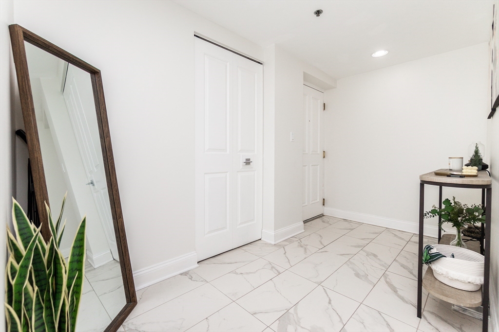 8-10 Museum Way 1824