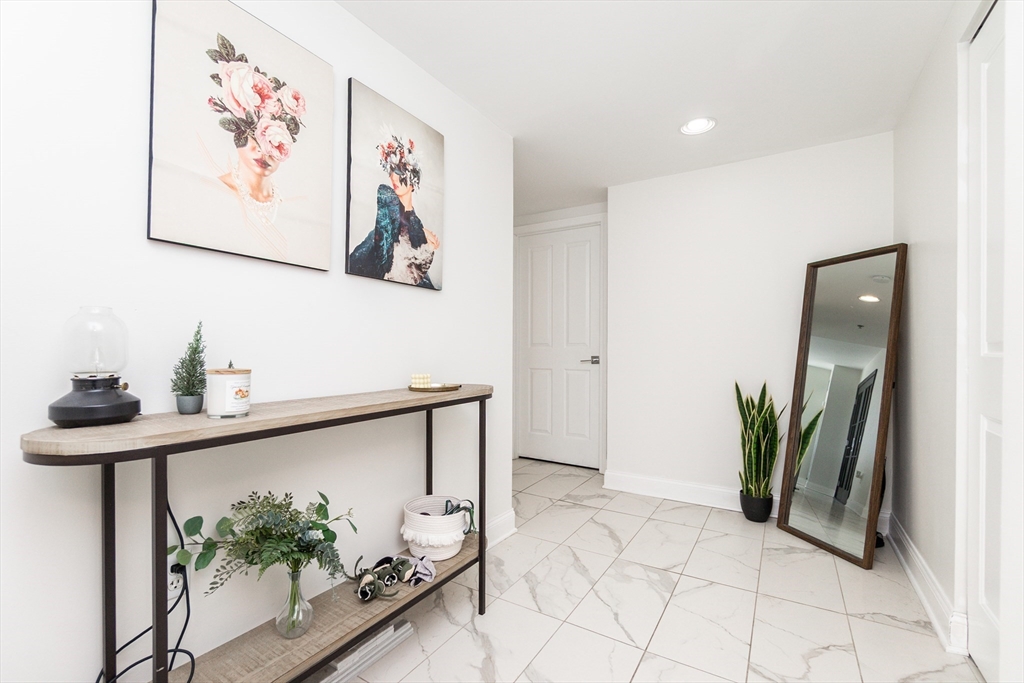 8-10 Museum Way 1824