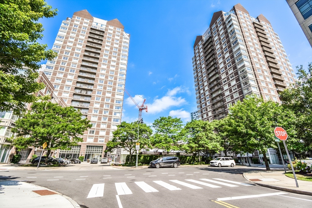 8-10 Museum Way 1824