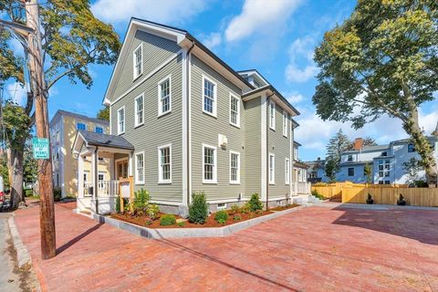 Photo of 11 Orange St #2, Newburyport, MA 01950 (MLS # 73444833)