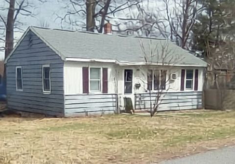 Photo of 18 Rahway Rd, Burlington, MA 01803 (MLS # 73514136)