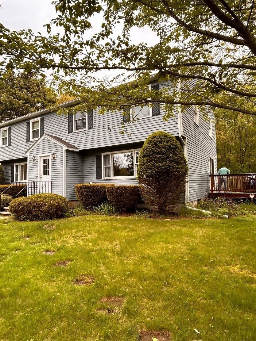 869 S Main Street 869