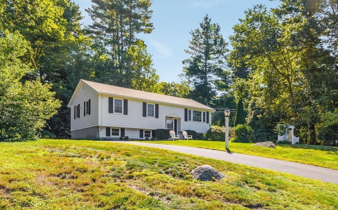 93 Jerrold St, Holliston, MA Photo #2