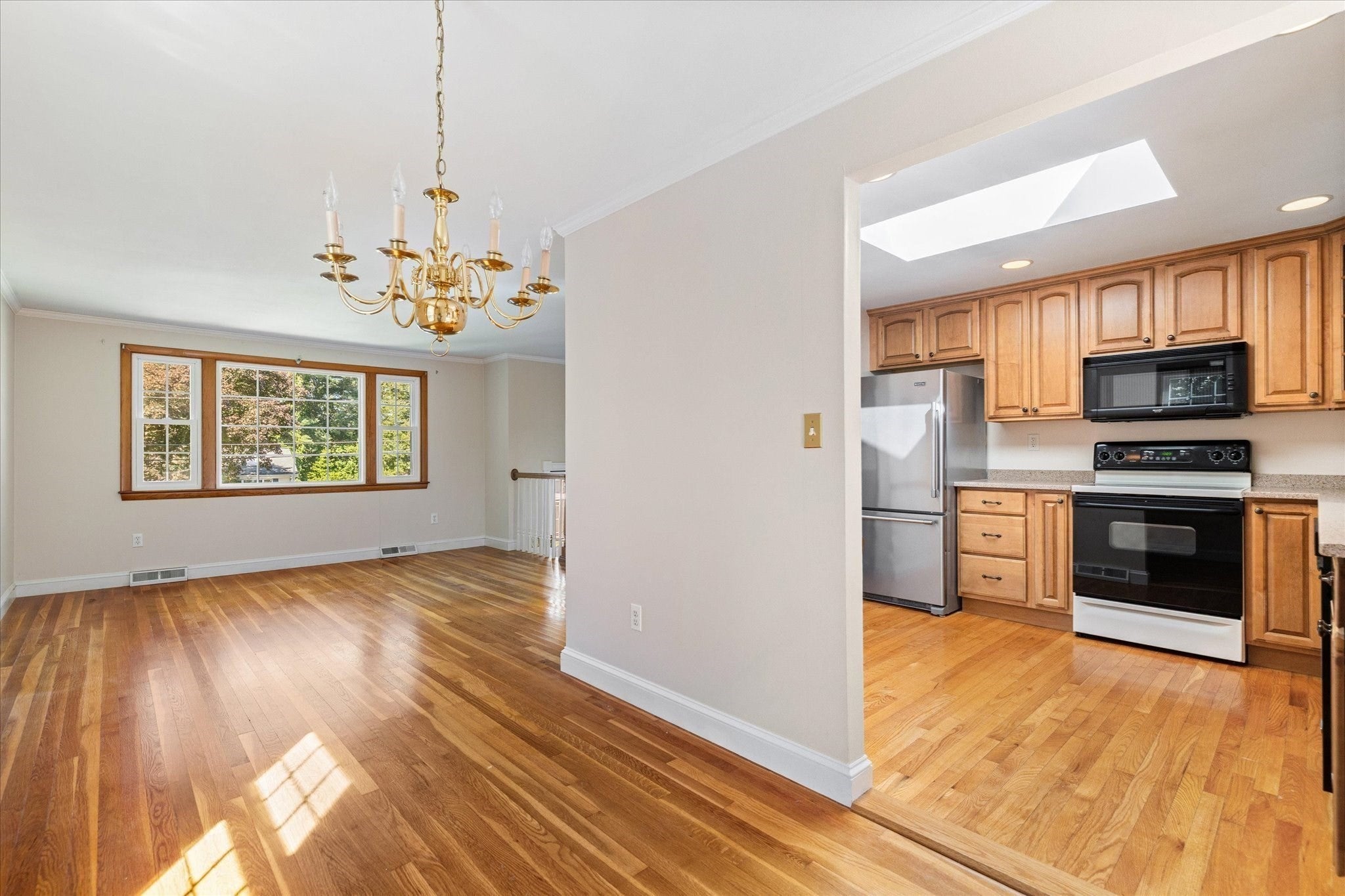 93 Jerrold St, Holliston, MA Photo #7