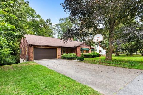 19 Crescent Rd Lexington MA 02421