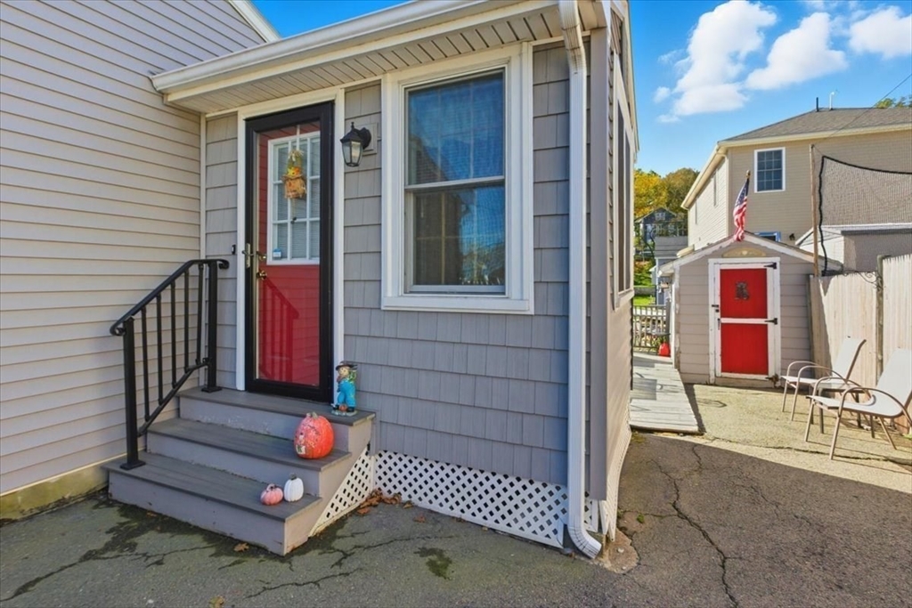 40 Grand View Avenue