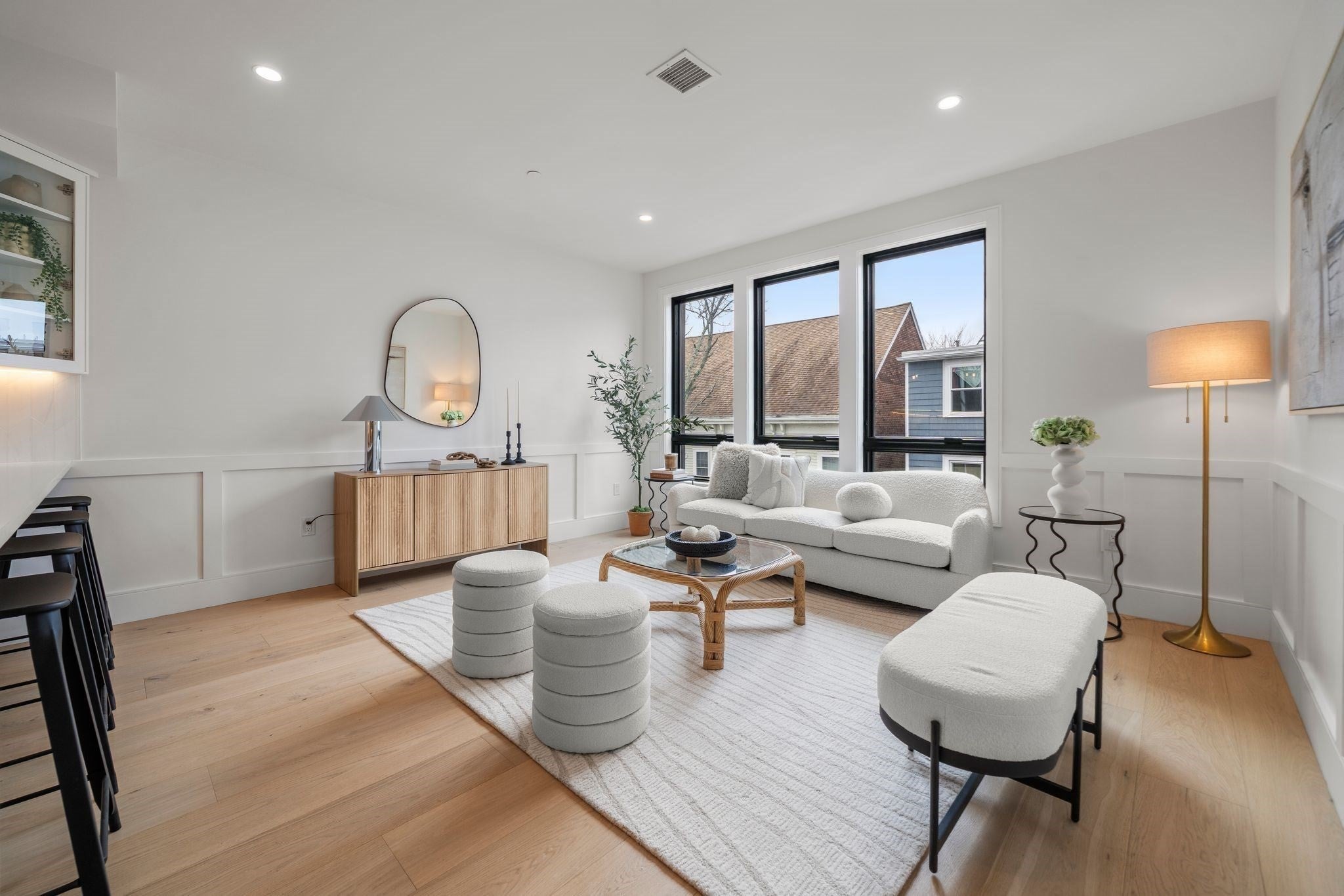 136 West 8th 3