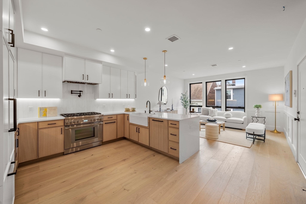 Photo of 136 West 8th, Boston, MA