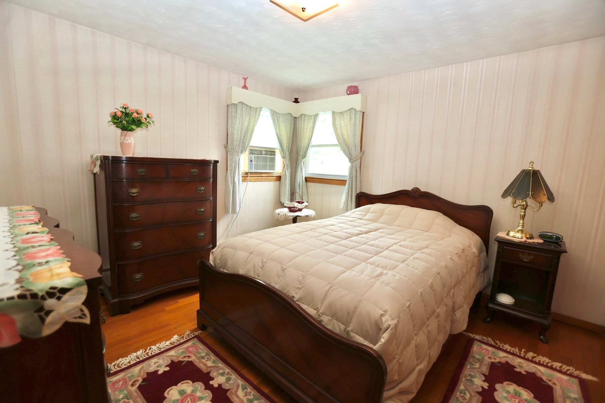 36 Revere St, Worcester, MA Photo #12