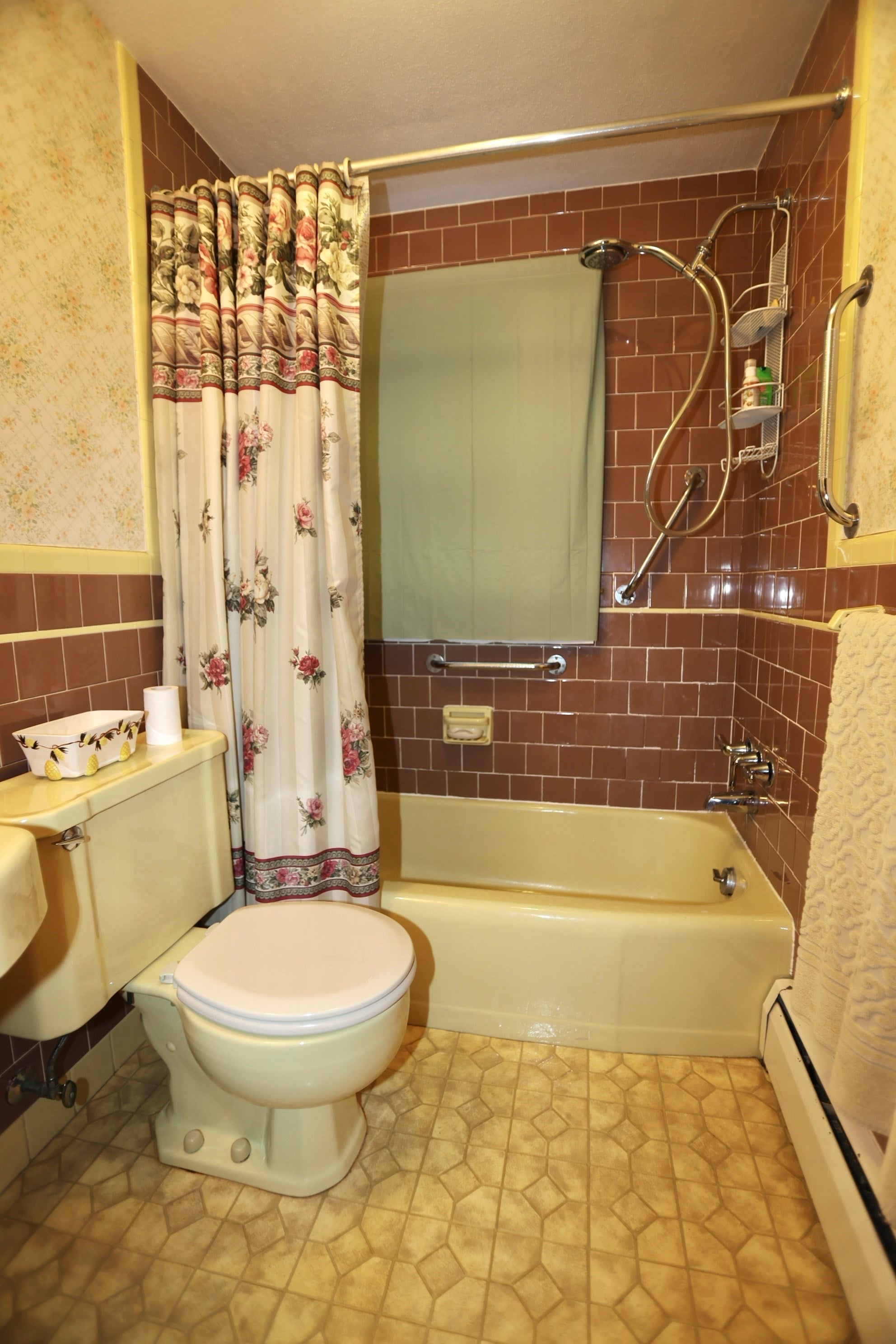 36 Revere St, Worcester, MA Photo #8