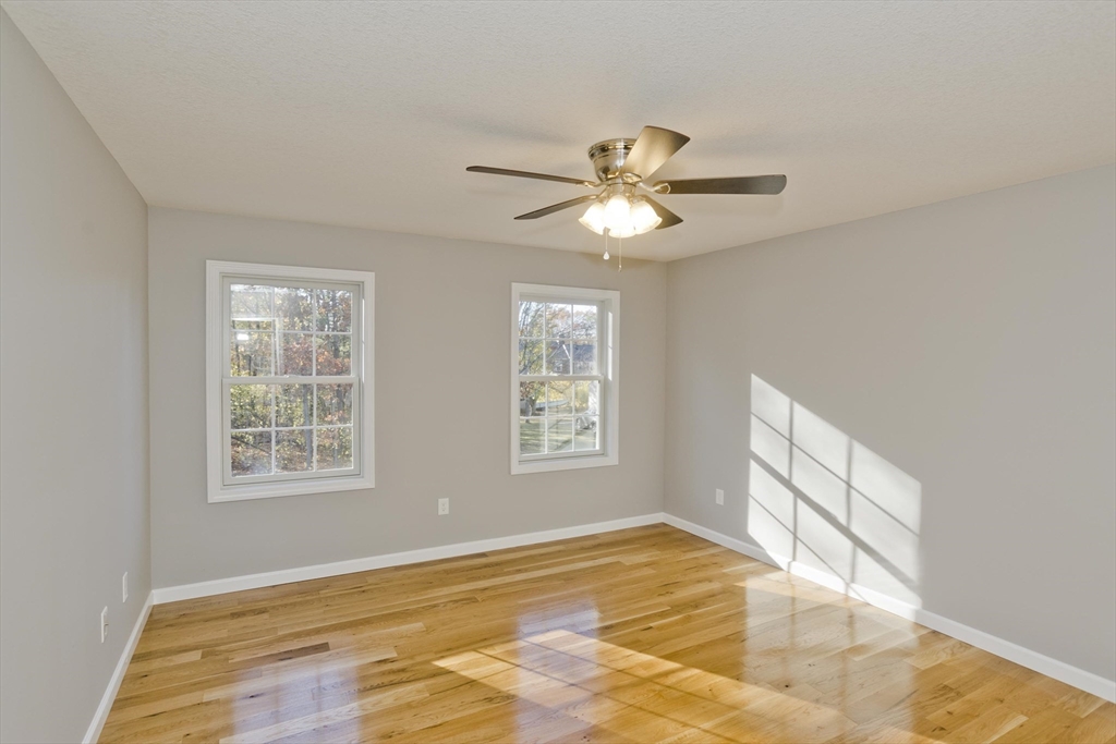 Ludlow, Massachusetts 01056, United States, 4 Bedrooms Bedrooms, ,3 BathroomsBathrooms,Residential,Active,240155