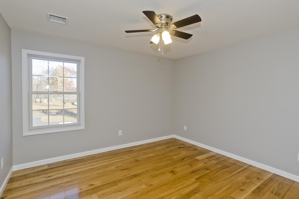 Ludlow, Massachusetts 01056, United States, 4 Bedrooms Bedrooms, ,3 BathroomsBathrooms,Residential,Active,240155