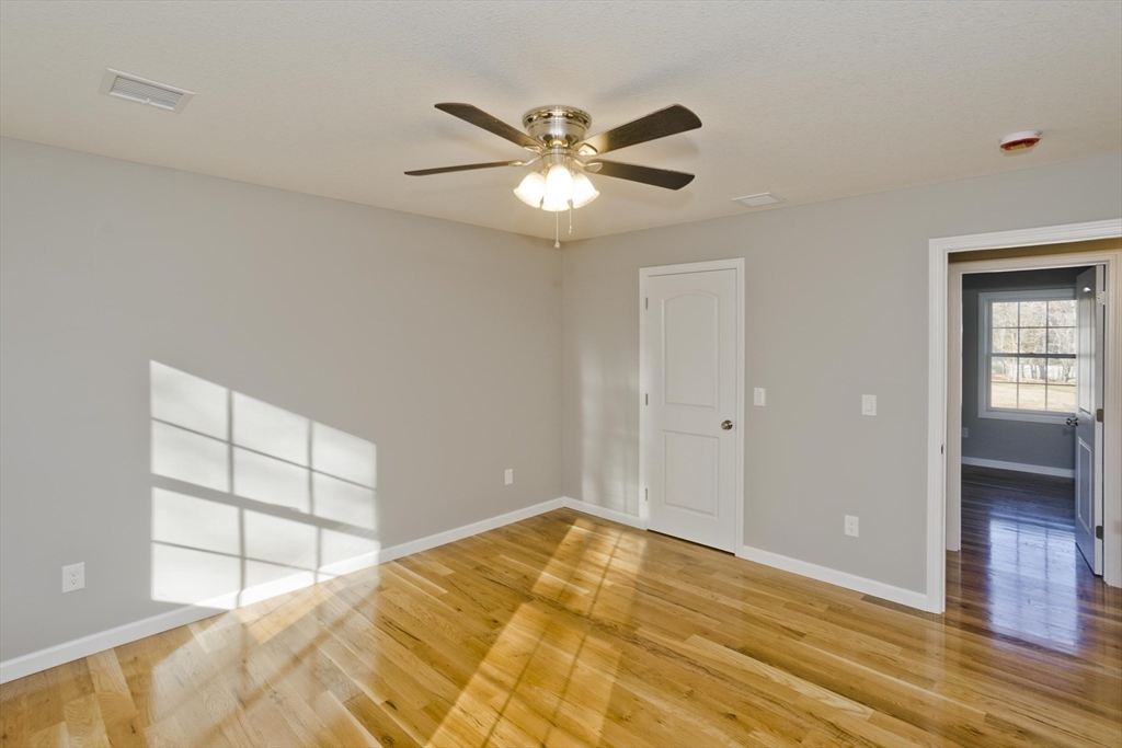 Ludlow, Massachusetts 01056, United States, 4 Bedrooms Bedrooms, ,3 BathroomsBathrooms,Residential,Active,240155