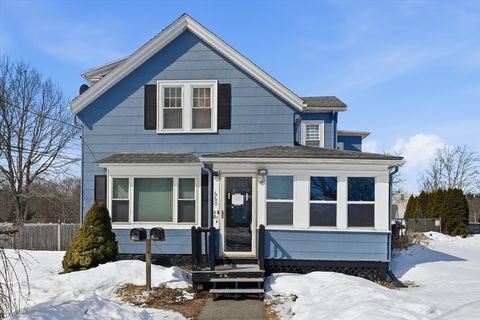 Photo of 660 S Franklin St, Holbrook, MA 02343 (MLS # 73484157)