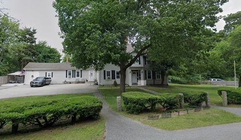 Photo of 47-49 Dunstable Rd #2, Chelmsford, MA 01863 (MLS # 73543865)