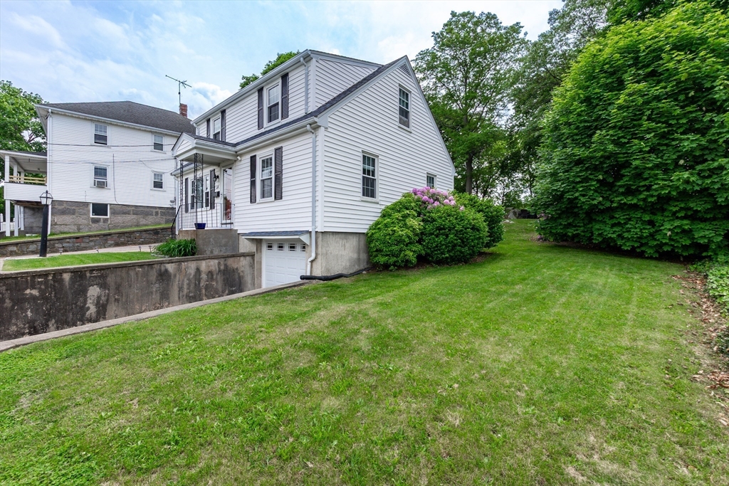 56 Loring St