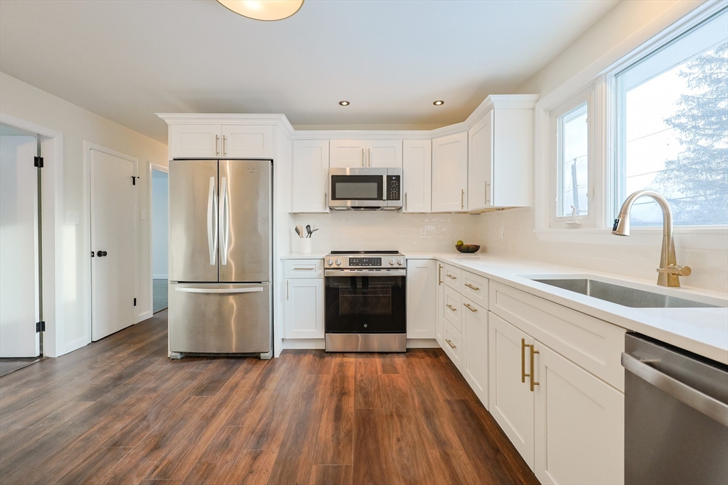 86 Old Sturbridge Rd