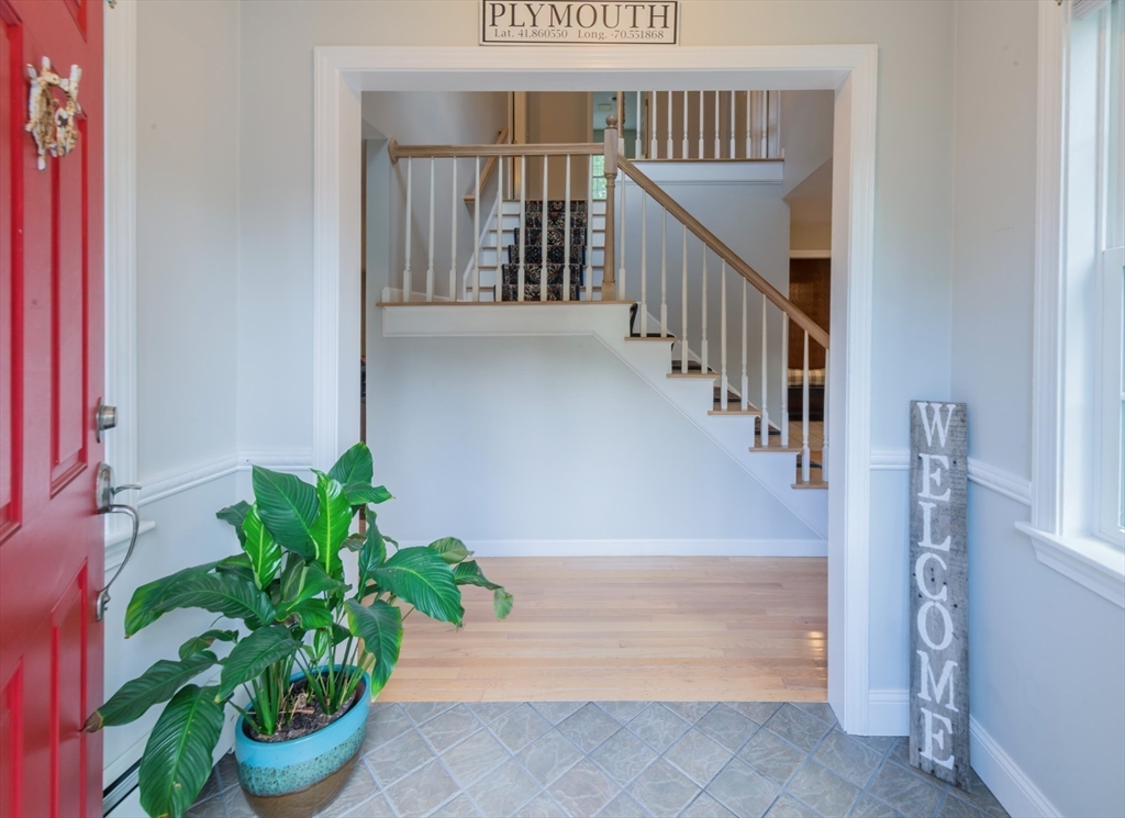 100 Shallow Pond Ln