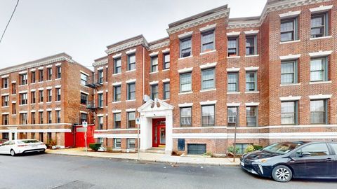 100 Lanark Rd Unit 8, Boston, MA 02135 - MLS#: 73350091