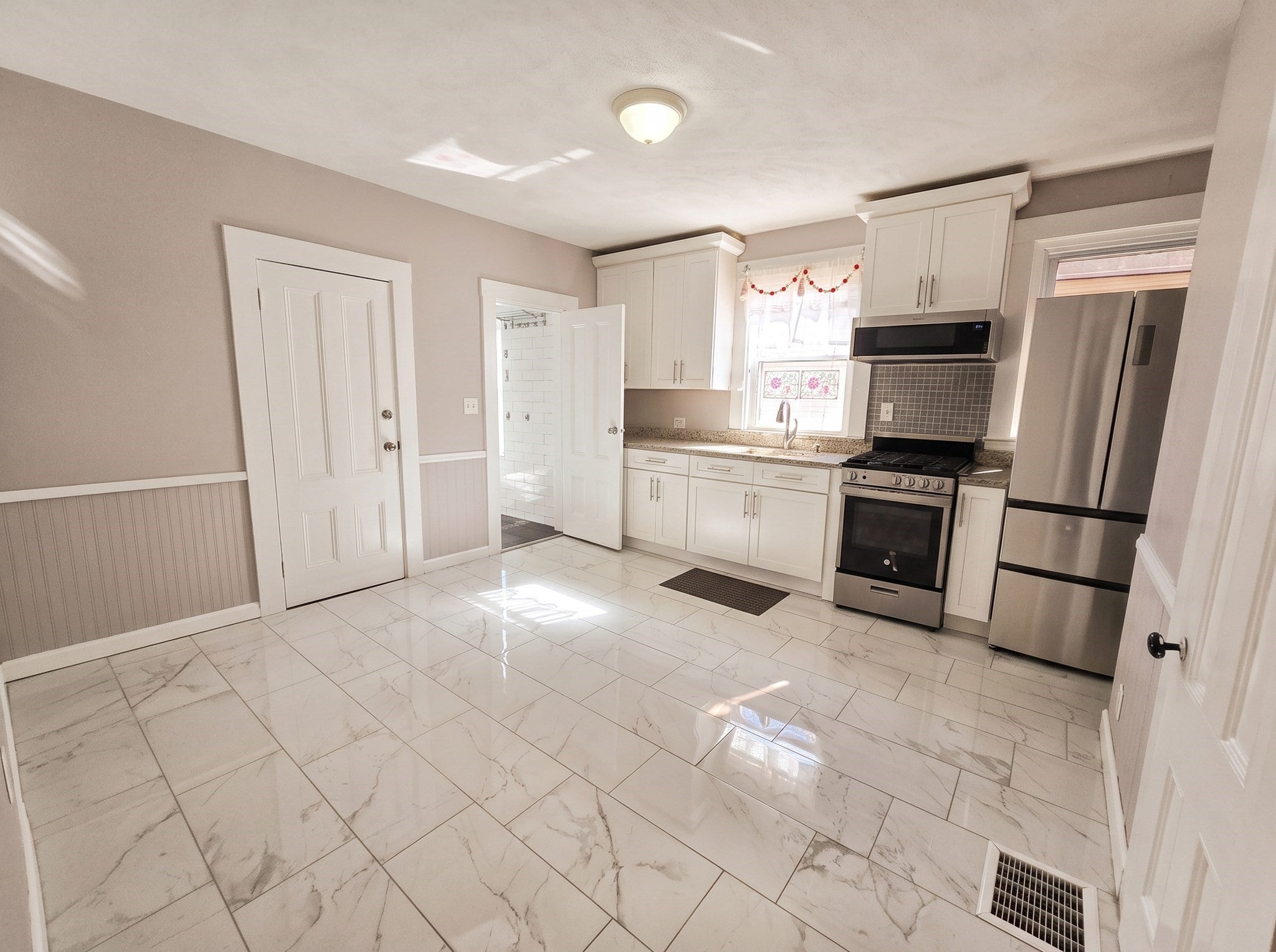 22 Stearns ST #2, Malden, MA, 22 Stearns ST #2, Malden, MA Photo #2