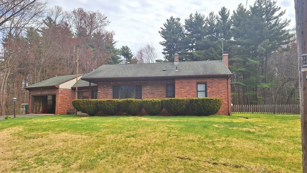 Photo of 115 Senator St, Springfield, MA 01129 (MLS # 73503125)