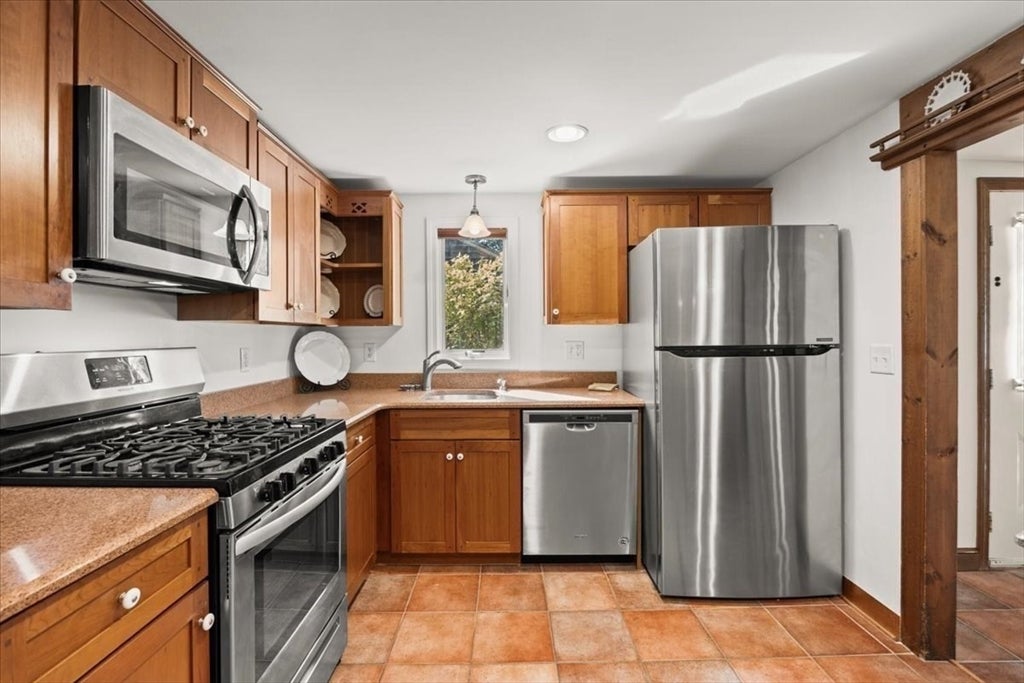 51 Temple Rd, Marshfield, MA, 51 Temple Rd, Marshfield, MA Photo #6