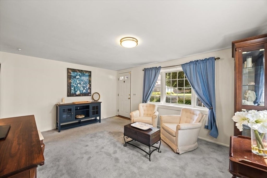 51 Temple Rd, Marshfield, MA, 51 Temple Rd, Marshfield, MA Photo #4