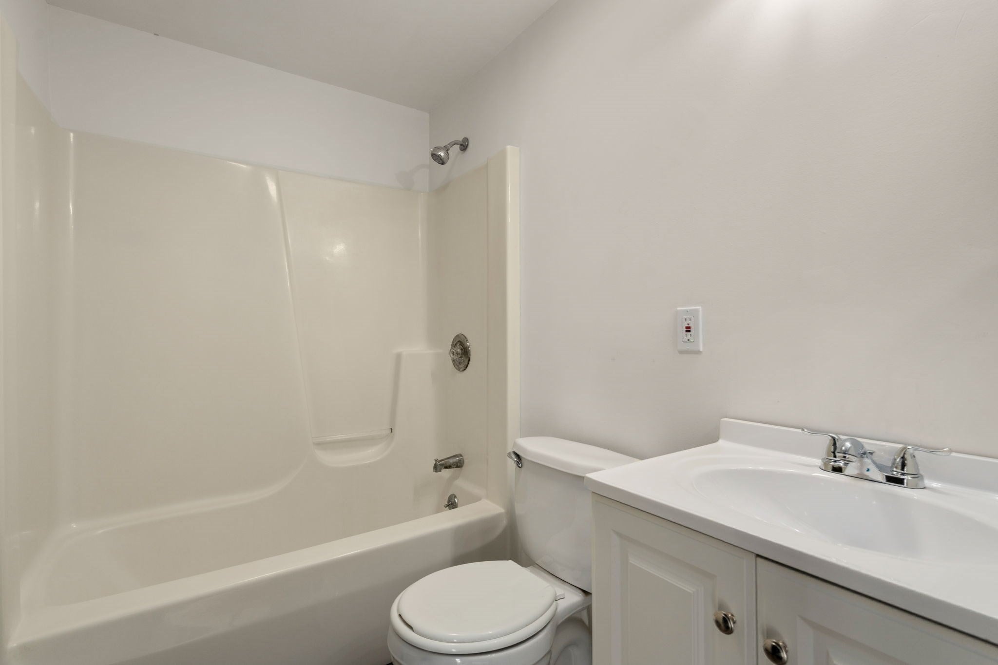 61 Pelham Rd, Amherst, MA Photo #14