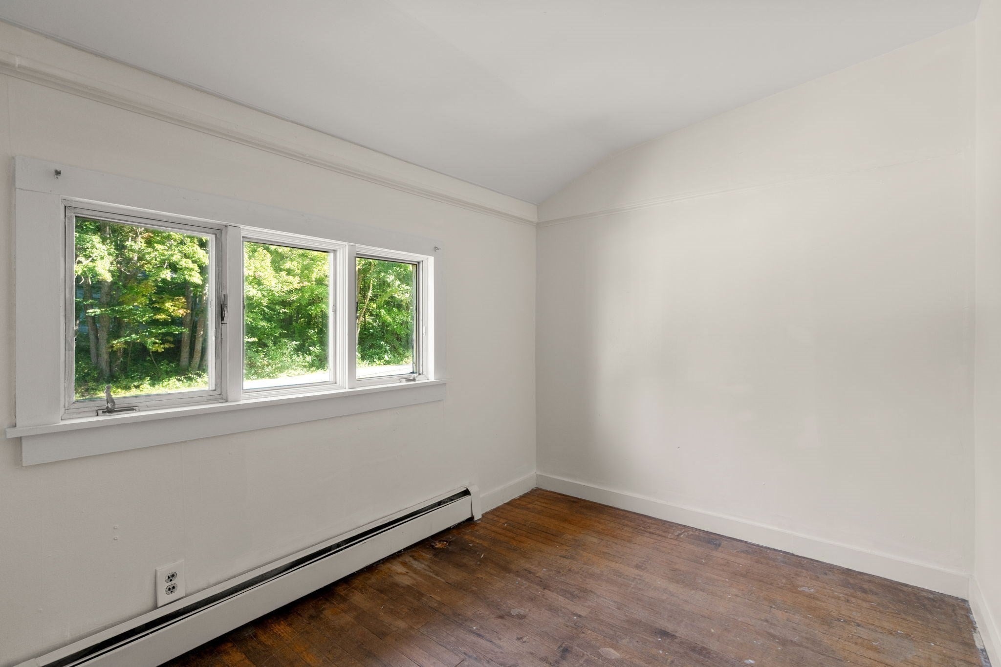 61 Pelham Rd, Amherst, MA Photo #20