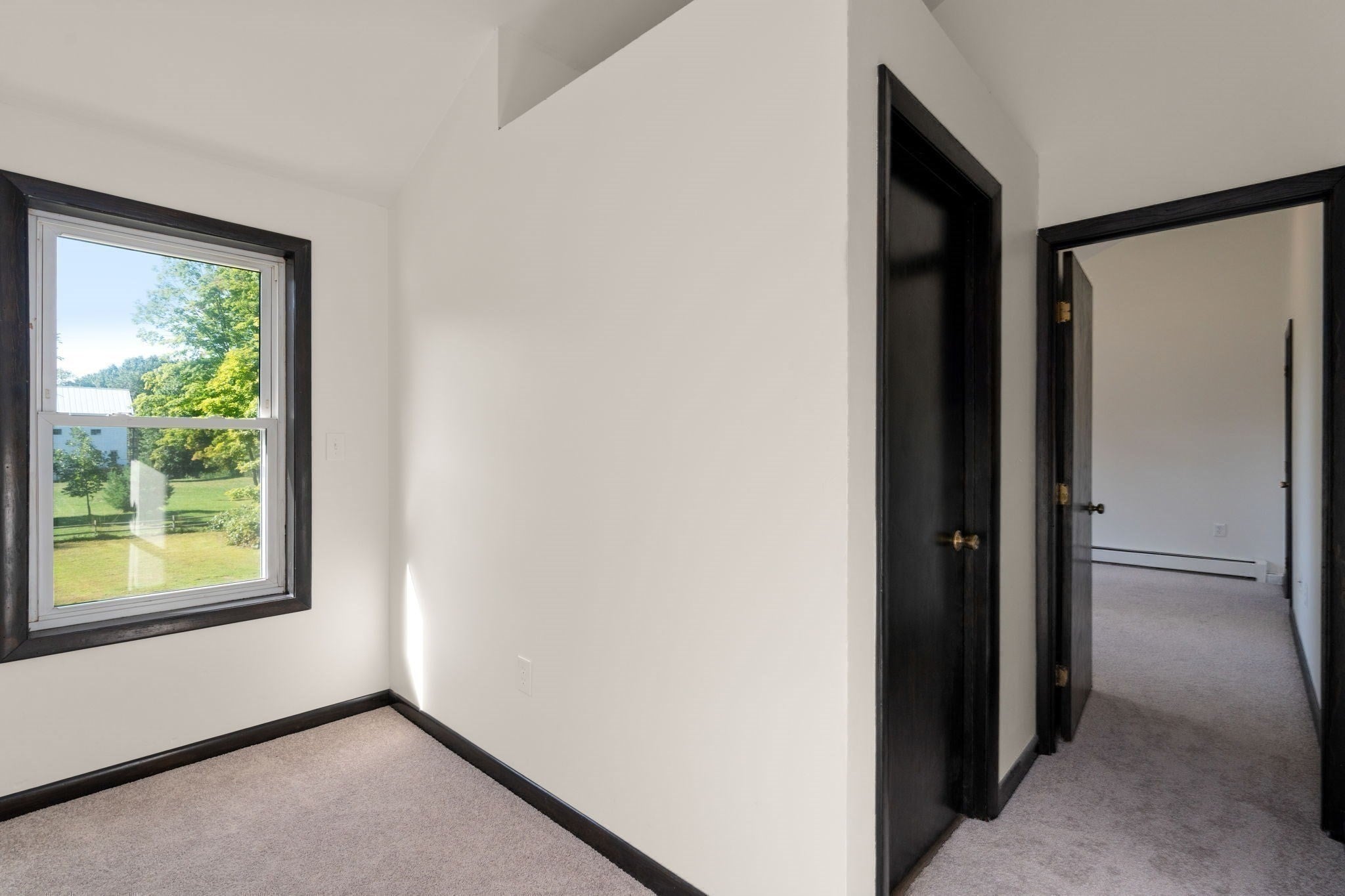 61 Pelham Rd, Amherst, MA Photo #10