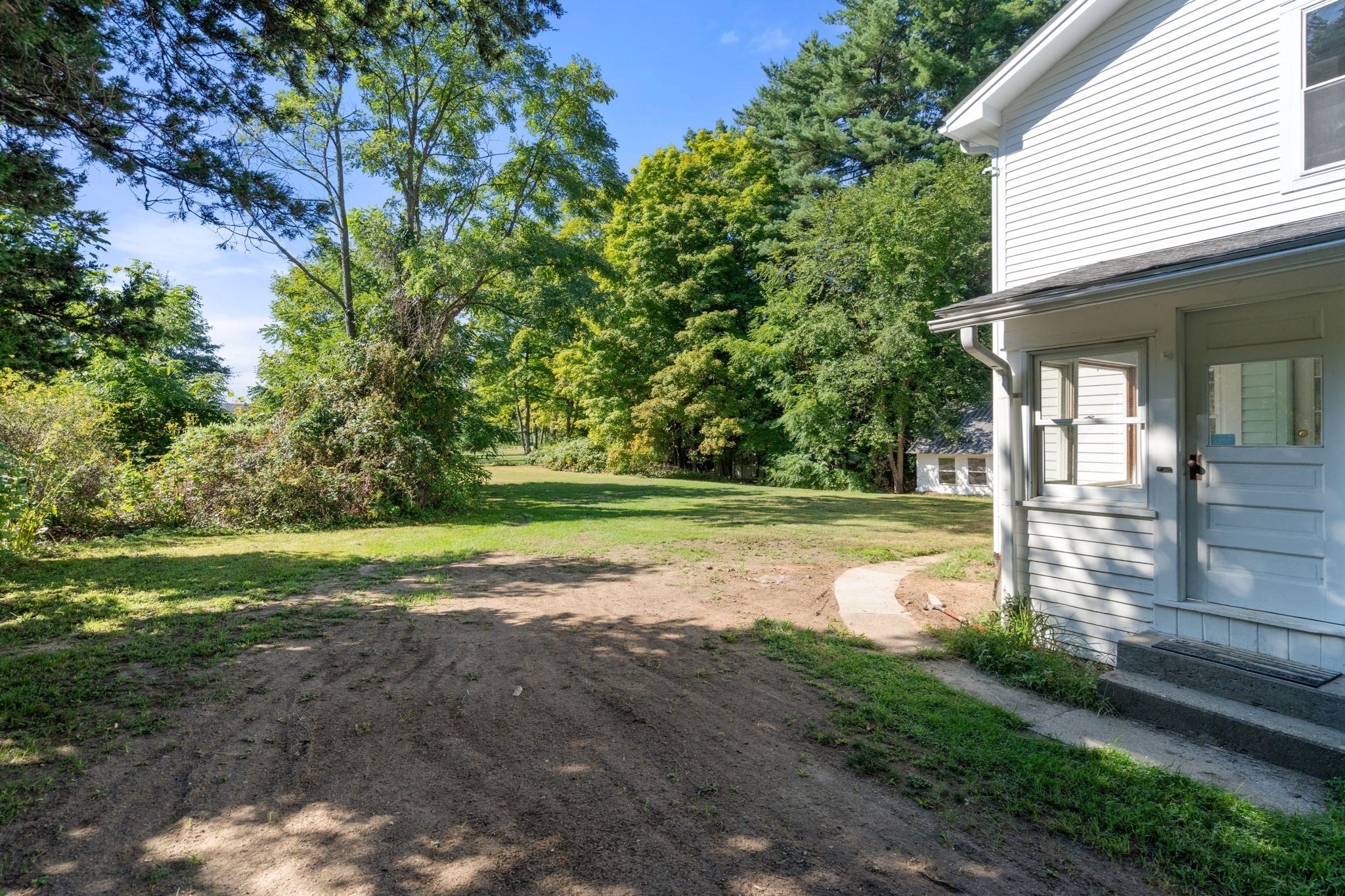 61 Pelham Rd, Amherst, MA Photo #28