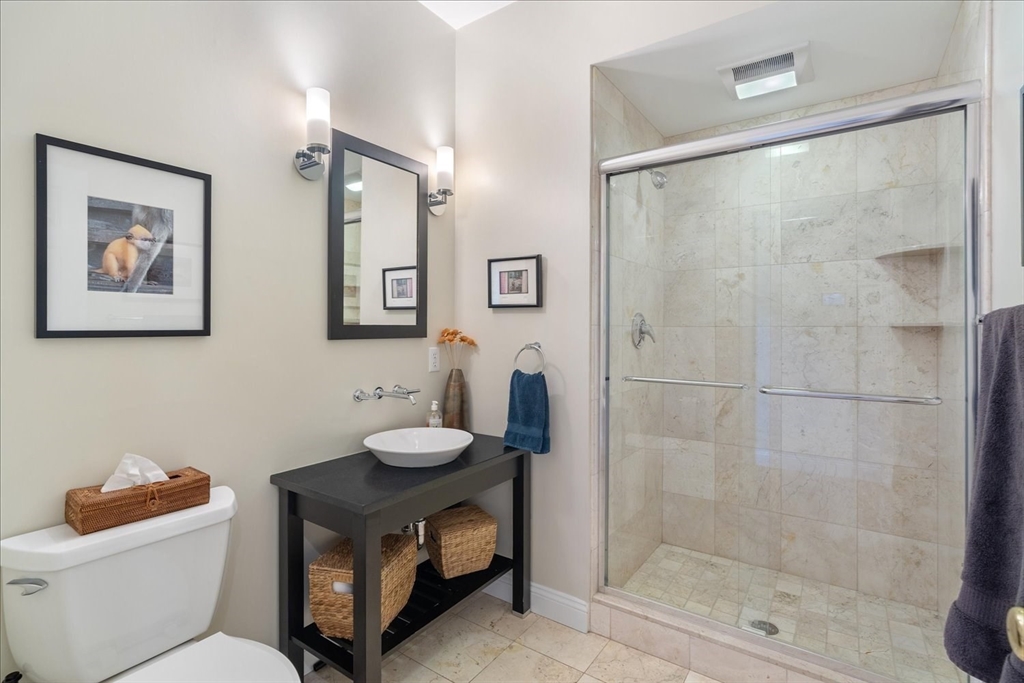 Natick, Massachusetts 01760, United States, 5 Bedrooms Bedrooms, ,4 BathroomsBathrooms,Residential,Active,97526