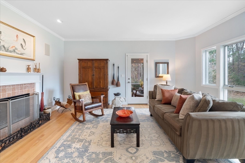 Natick, Massachusetts 01760, United States, 5 Bedrooms Bedrooms, ,4 BathroomsBathrooms,Residential,Active,97526