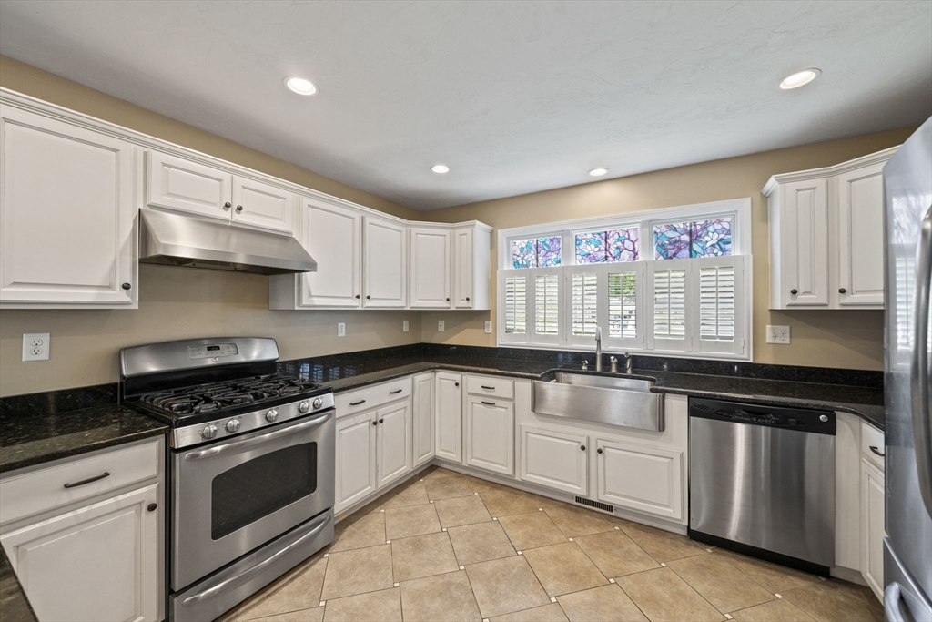 615 Front St, Weymouth, MA Photo #7