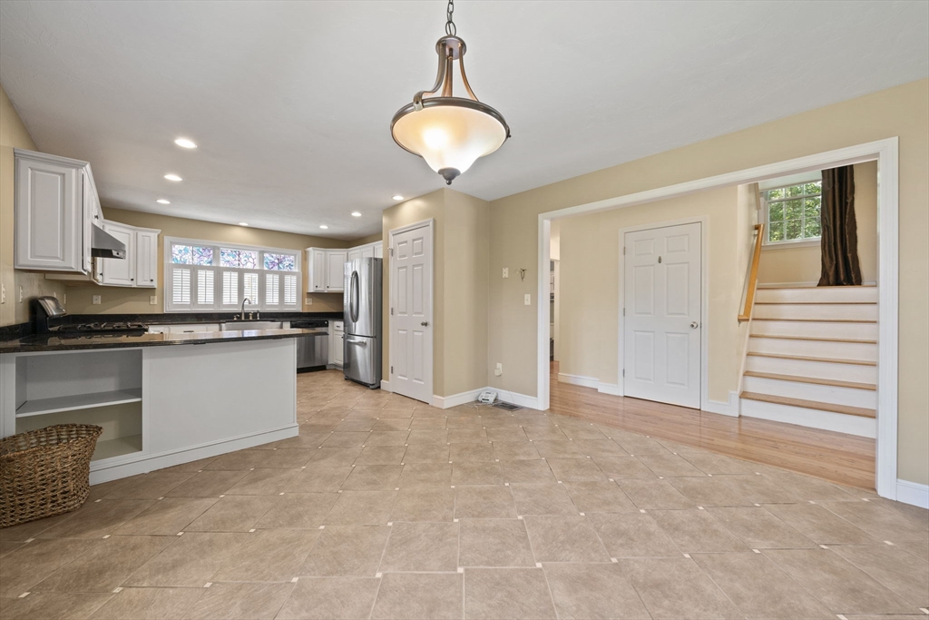 615 Front St, Weymouth, MA Photo #10