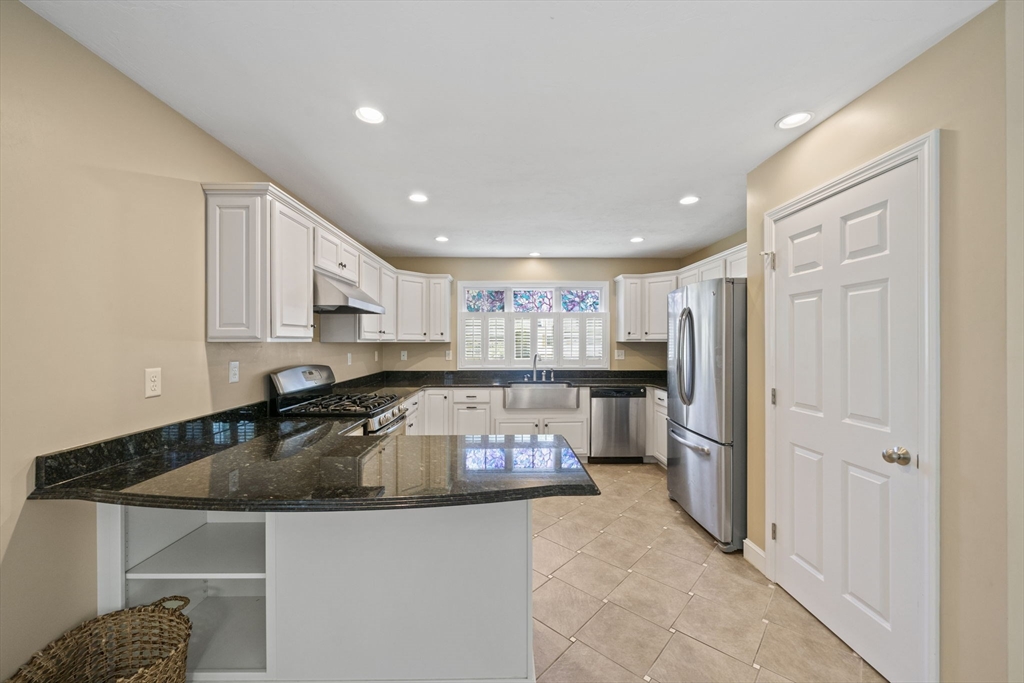 615 Front St, Weymouth, MA Photo #5