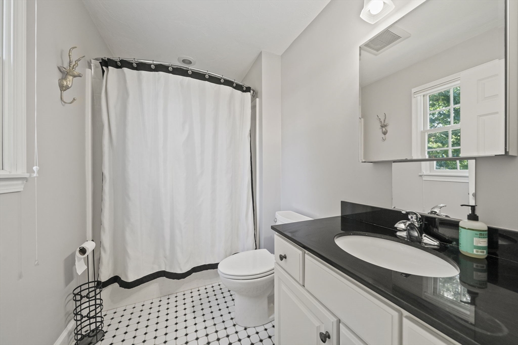 615 Front St, Weymouth, MA Photo #27