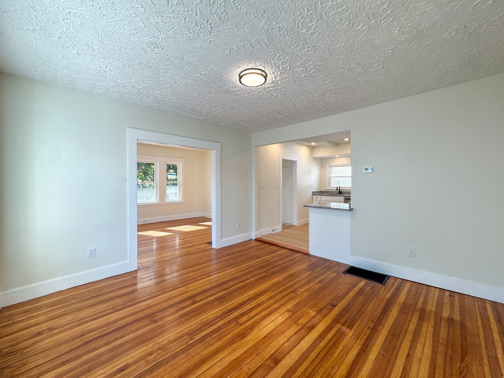 53 Stewart St, Quincy, MA Photo #23