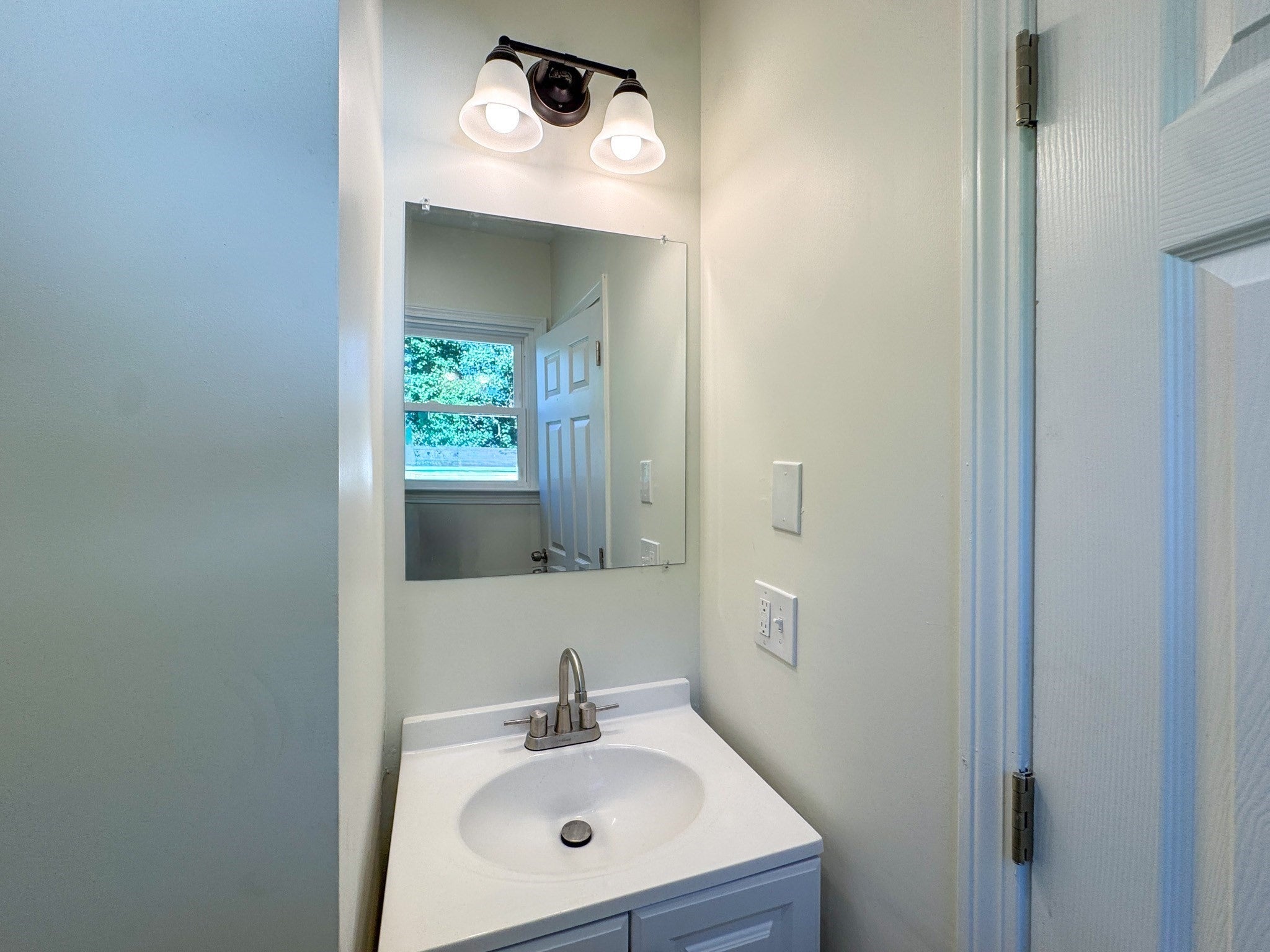 53 Stewart St, Quincy, MA Photo #28