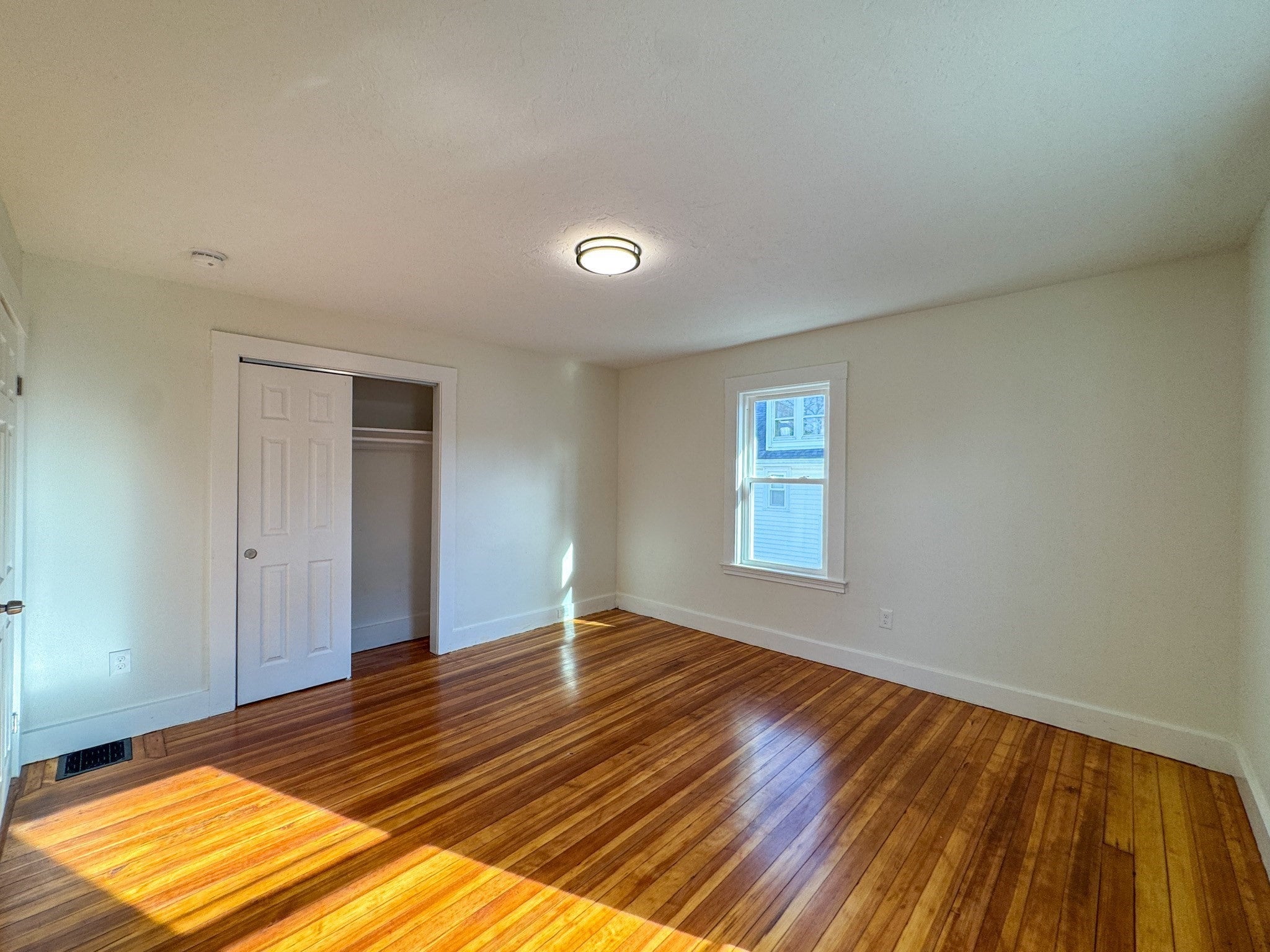 53 Stewart St, Quincy, MA Photo #34