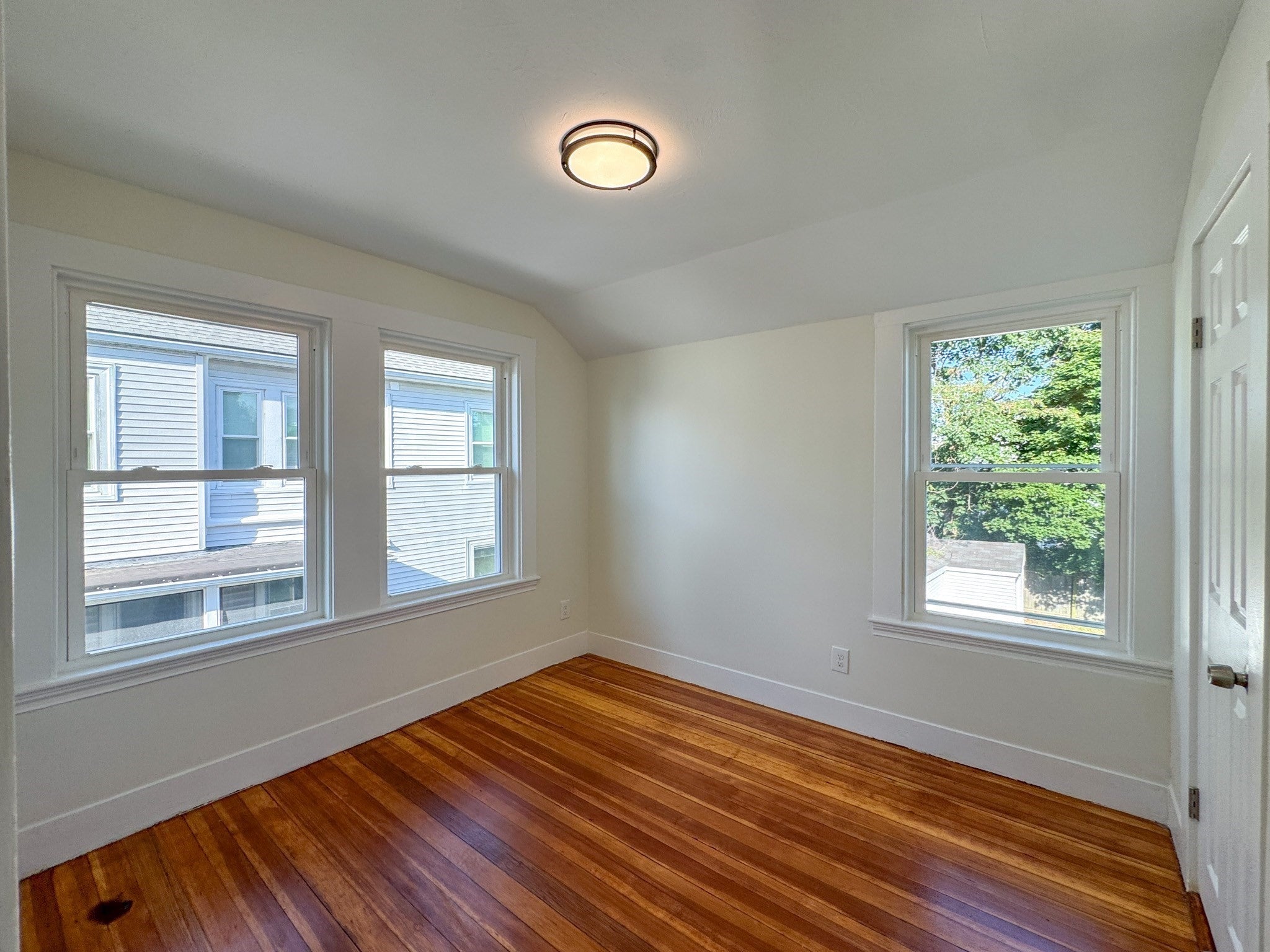 53 Stewart St, Quincy, MA Photo #38