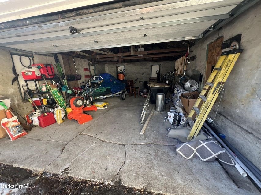 75 Briggs Ave