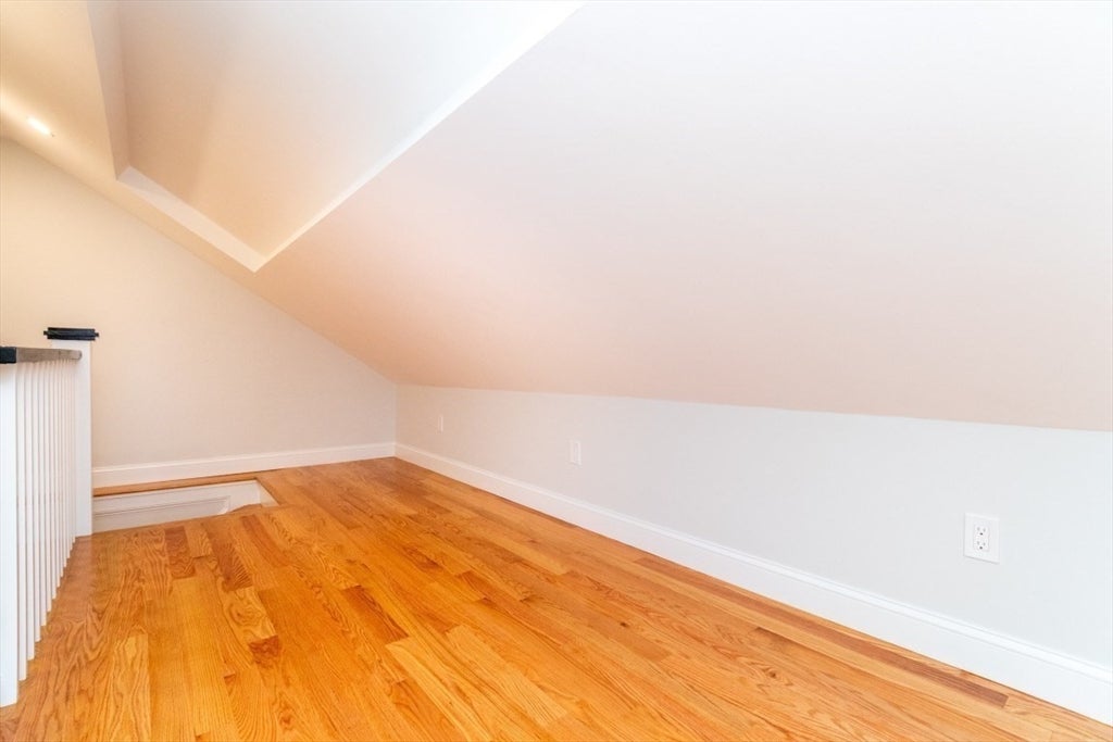 22 Bellevue St #1, Boston, MA Photo #28