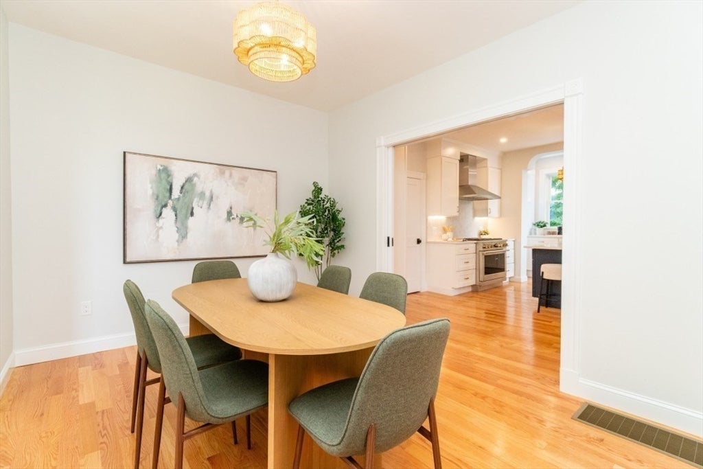 22 Bellevue St #1, Boston, MA Photo #10