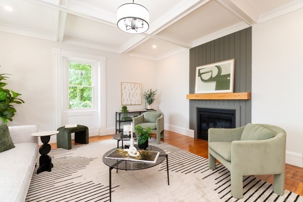 22 Bellevue St #1, Boston, MA Photo #14